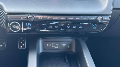 2025 Hyundai IONIQ 5 - Images - 14