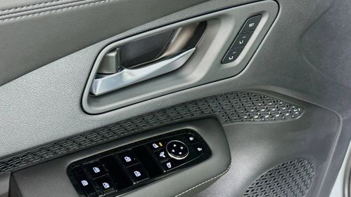 2024 Nissan Ariya - Images - 17