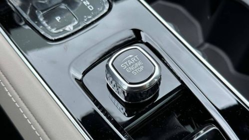 2025 Volvo XC90 - Images - 8