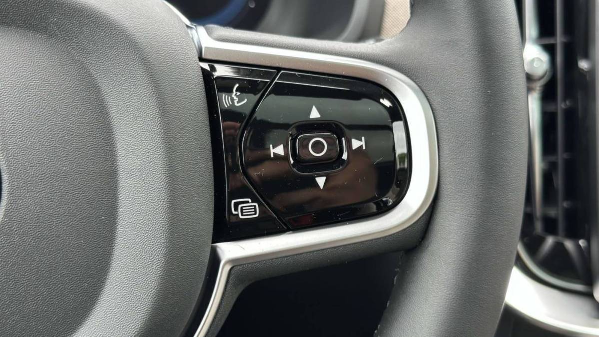 2025 Volvo XC90 - Images - 10