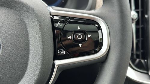2025 Volvo XC90 - Images - 10
