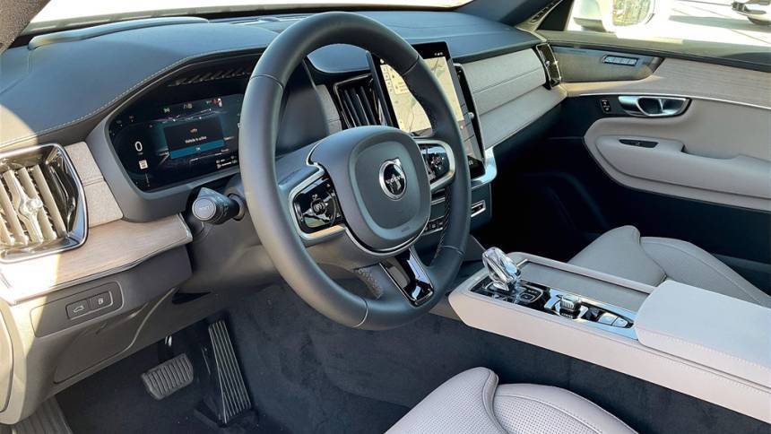 2025 Volvo XC90 - Images - 8