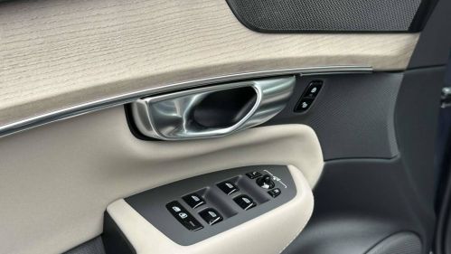 2025 Volvo XC90 - Images - 18