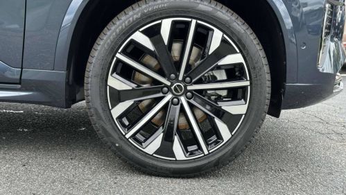 2025 Volvo XC90 - Images - 25