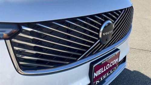 2025 Volvo XC90 - Images - 34