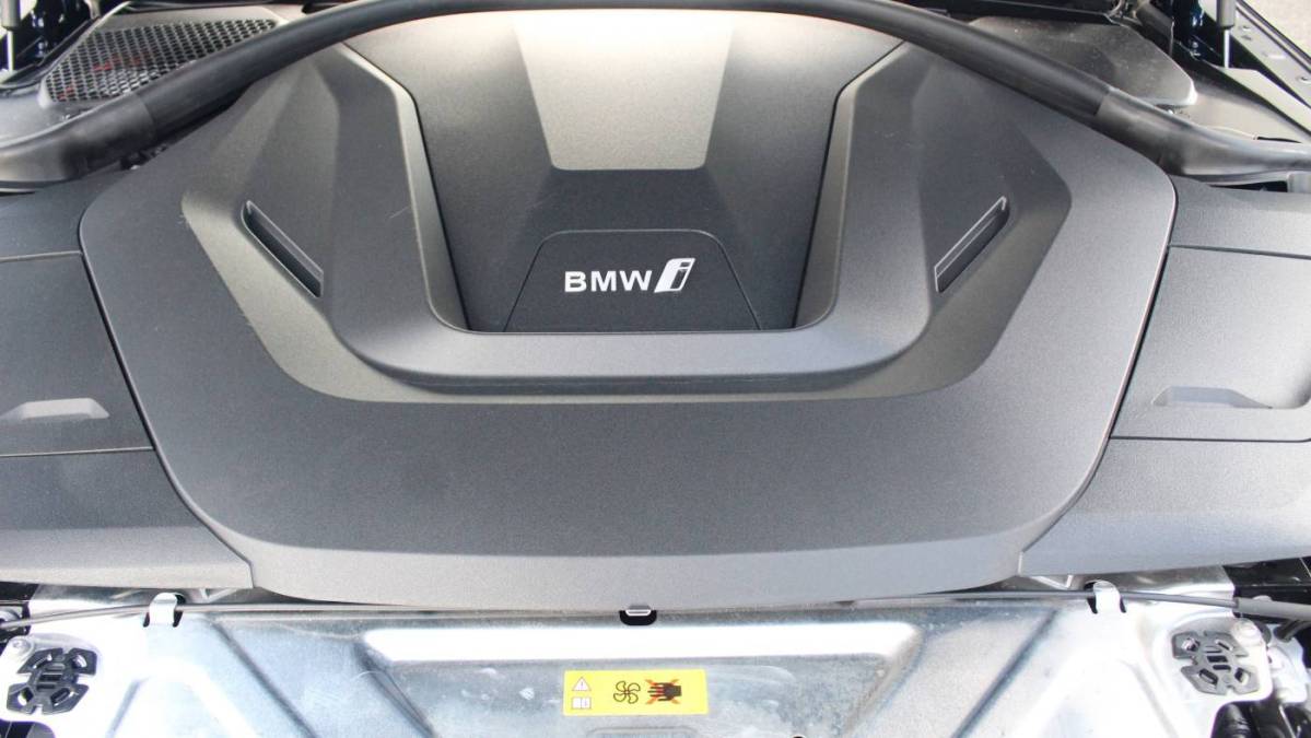 2024 BMW i4 - Images - 4