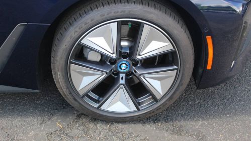 2024 BMW i4 - Images - 14