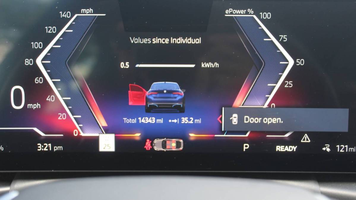2024 BMW i4 - Images - 19