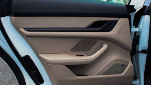2021 Porsche Taycan - Images - 13