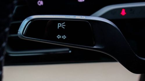 2021 Porsche Taycan - Images - 25