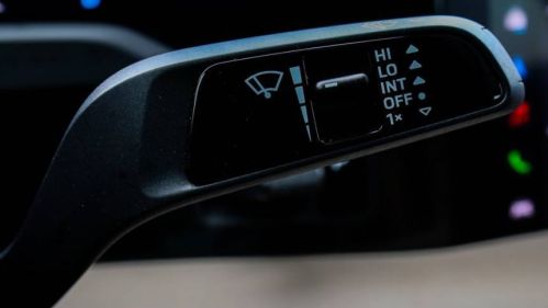 2021 Porsche Taycan - Images - 29