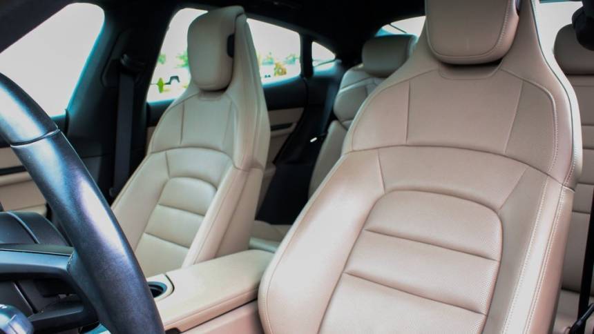 2021 Porsche Taycan - Images - 31