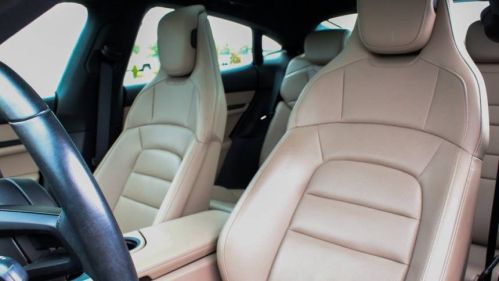2021 Porsche Taycan - Images - 31