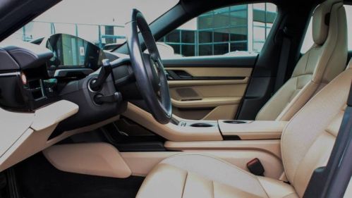 2021 Porsche Taycan - Images - 32