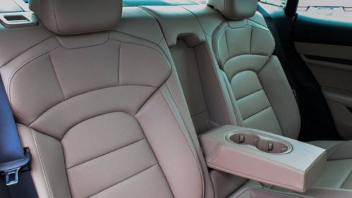 2021 Porsche Taycan - Images - 37