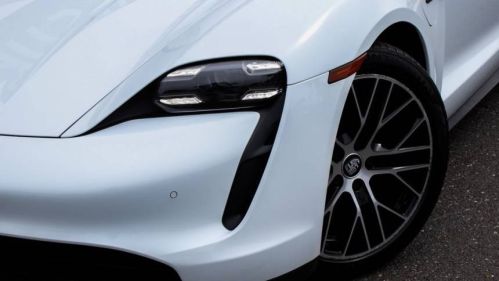 2021 Porsche Taycan - Images - 46