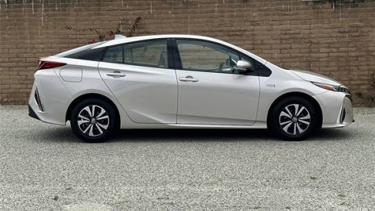 2019 Toyota Prius Prime - Images - 2
