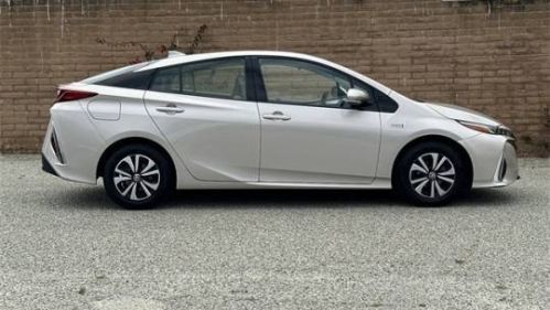 2019 Toyota Prius Prime - Images - 2