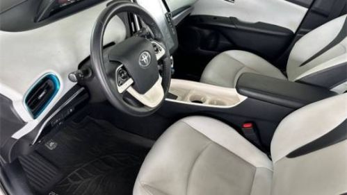 2019 Toyota Prius Prime - Images - 9