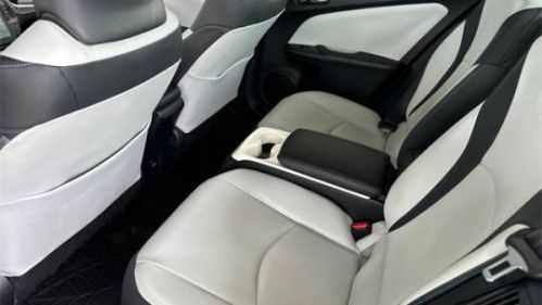 2019 Toyota Prius Prime - Images - 12