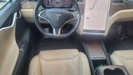 2017 Tesla Model S - Images - 7