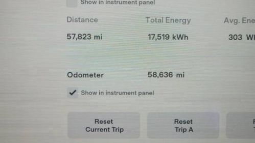 2017 Tesla Model S - Images - 10