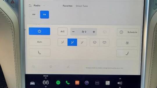 2017 Tesla Model S - Images - 13