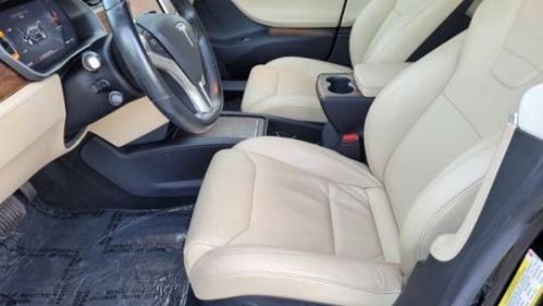 2017 Tesla Model S - Images - 18