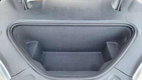 2017 Tesla Model S - Images - 20