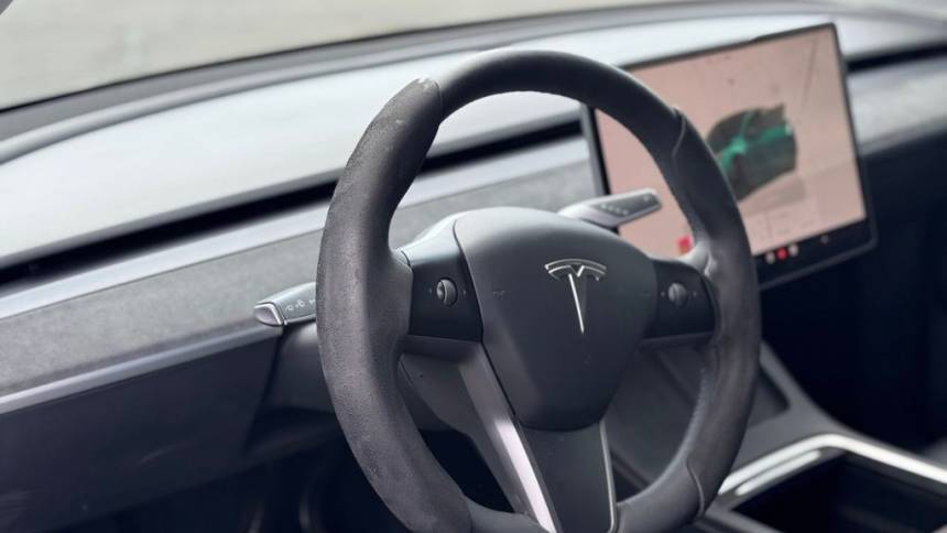 2022 Tesla Model Y 7SAYGDEF1NF484808