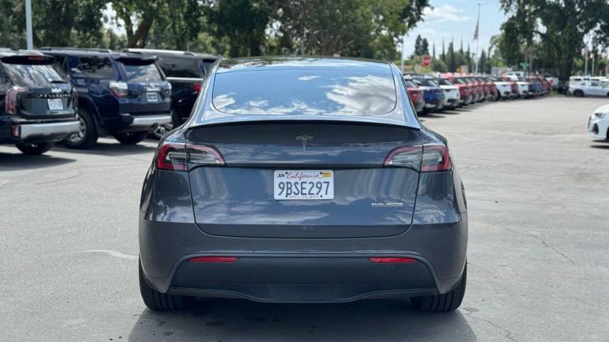 2022 Tesla Model Y 7SAYGDEF1NF484808