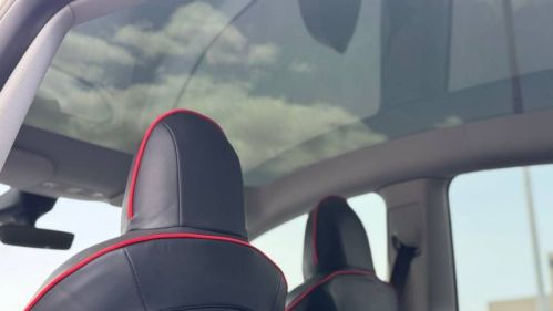 2022 Tesla Model Y 7SAYGDEF1NF484808
