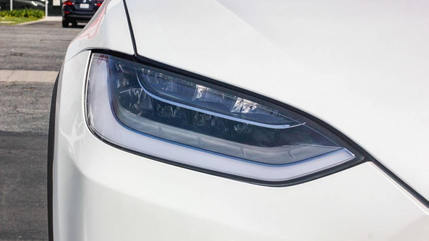 2019 Tesla Model X - Images - 5