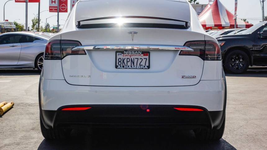 2019 Tesla Model X - Images - 8