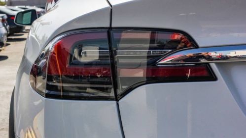 2019 Tesla Model X - Images - 10