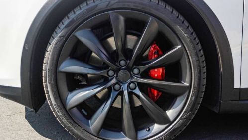 2019 Tesla Model X - Images - 11