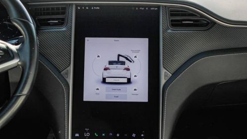 2019 Tesla Model X - Images - 13