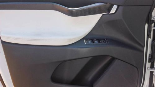 2019 Tesla Model X - Images - 23