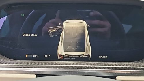 2022 Tesla Model X - Images - 13