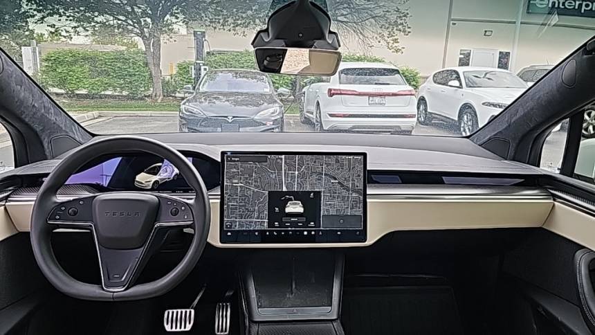 2022 Tesla Model X - Images - 21