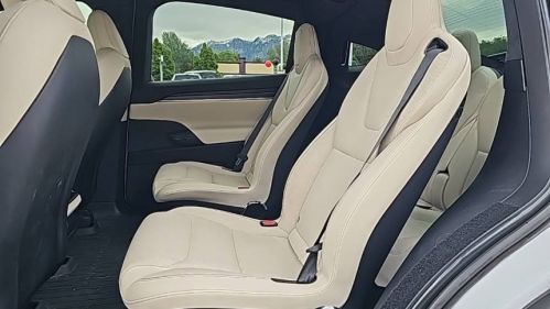 2022 Tesla Model X - Images - 23