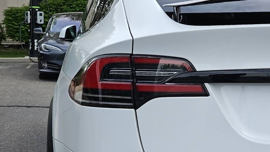2022 Tesla Model X - Images - 34
