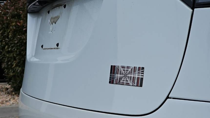 2022 Tesla Model X - Images - 35