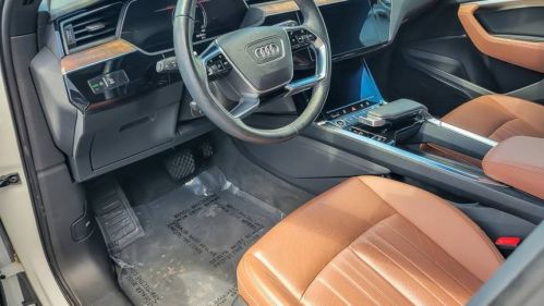 2021 Audi e-tron - Images - 10