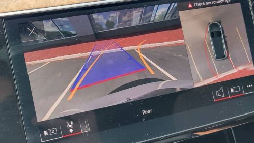 2021 Audi e-tron - Images - 16