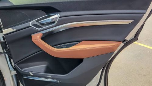 2021 Audi e-tron - Images - 22
