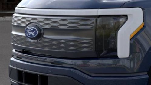 2025 Ford F-150 Lightning - Images - 17