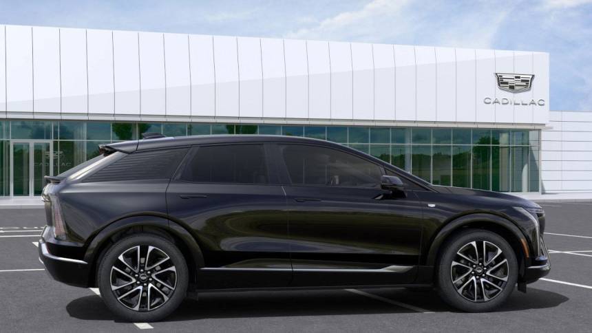 2025 Cadillac OPTIQ - Images - 5