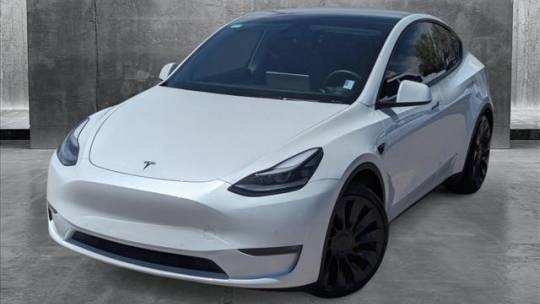 2022 Tesla Model Y 7SAYGDEF1NF327408