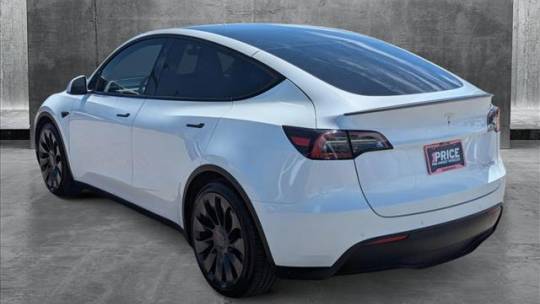 2022 Tesla Model Y 7SAYGDEF1NF327408